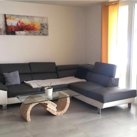 Maison Avec Jacuzzi Villa Saintes Bagian luar foto